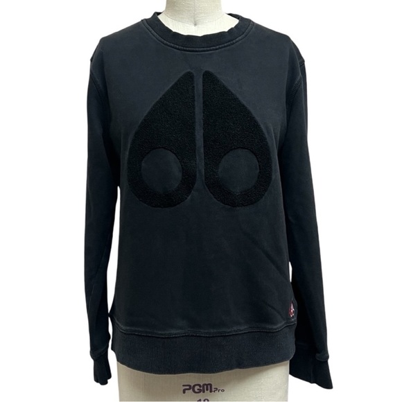 Moose Knuckles Logo Sweatshirt in Black - Picture 2 of 9